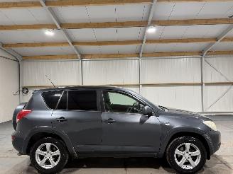Damaged car Toyota Rav-4 2.2D-Cat 130kW 4X4 Linea Sol 2006/7