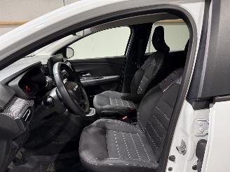 Dacia Jogger 1.0TCE 81kW Expression 7Persoons picture 28