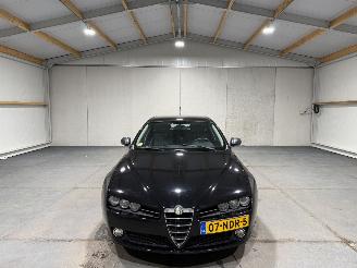 Alfa Romeo 159 1.9JTD 88kW Sportwagon picture 4