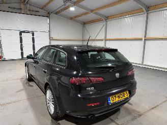 Alfa Romeo 159 1.9JTD 88kW Sportwagon picture 12