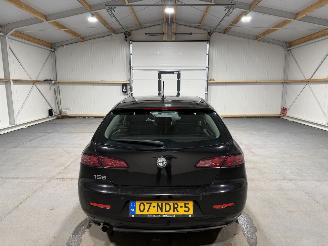 Alfa Romeo 159 1.9JTD 88kW Sportwagon picture 7