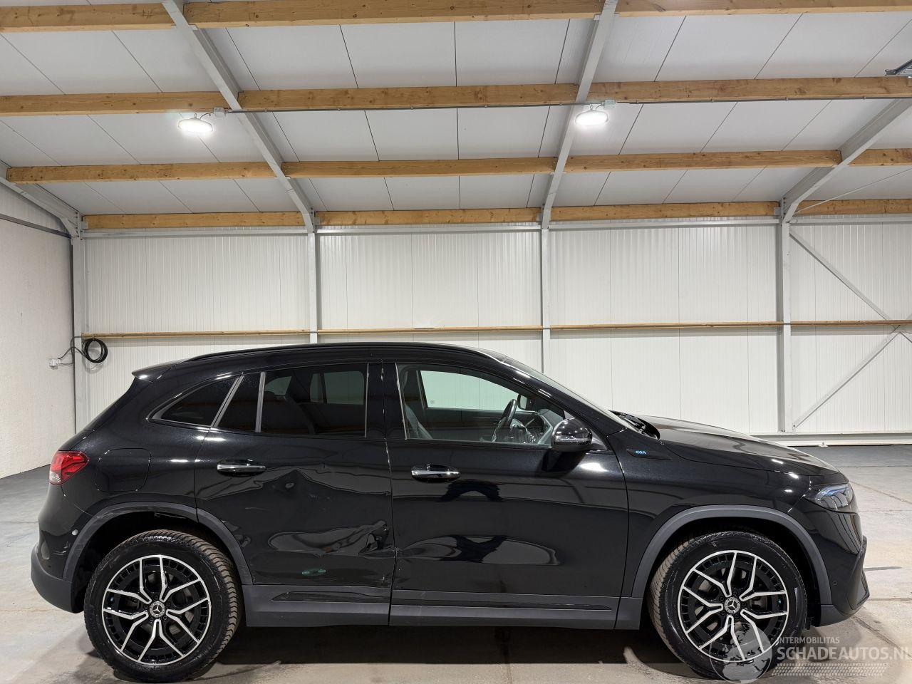 Mercedes EQA 250 67kWh 140kW Business Solution AMG