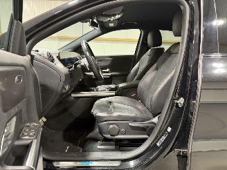 Mercedes EQA 250 67kWh 140kW Business Solution AMG picture 30