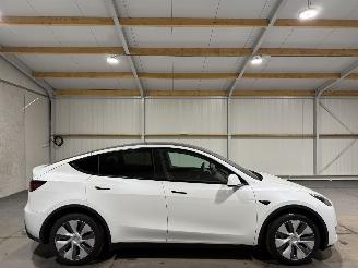 Unfallwagen Tesla Model Y 75kWh Long Range AWD 258kW 2024/5