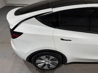 Tesla Model Y 75kWh Long Range RWD 258kW picture 16