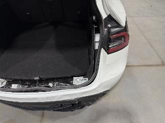 Tesla Model Y 75kWh Long Range RWD 258kW picture 24