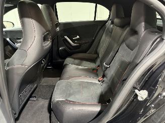 Mercedes A-klasse 200 120kW Automaat Pano Business Solution AMG picture 45