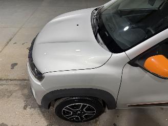 Dacia Spring 27kWh Comfort Plus 33kW Orange PACK Camera Navi picture 15