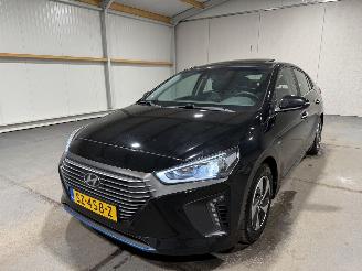 Hyundai Ioniq 1.6GDi 77kW Automaat Schuifkantel Premium picture 10