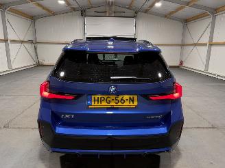 BMW iX1 eDrive20 67kWh 150kW M Sport Edition picture 6