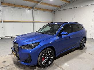 BMW iX1 eDrive20 67kWh 150kW M Sport Edition picture 8
