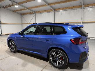 BMW iX1 eDrive20 67kWh 150kW M Sport Edition picture 10