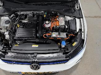 Volkswagen Golf GTE 1.4eHybrid 110kW Automaat Pano picture 29