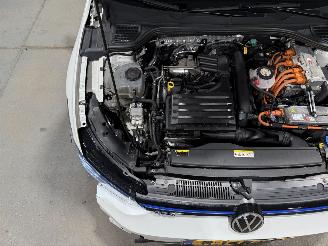 Volkswagen Golf GTE 1.4eHybrid 110kW Automaat Pano picture 28