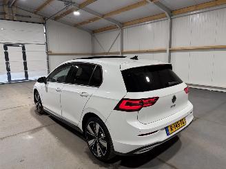 Volkswagen Golf GTE 1.4eHybrid 110kW Automaat Pano picture 12