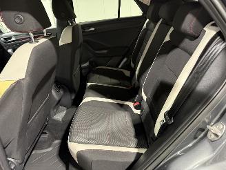 Volkswagen T-Roc 1.5TSI 110kW Sport Business R picture 41