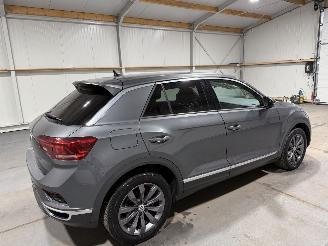 Volkswagen T-Roc 1.5TSI 110kW Sport Business R picture 5