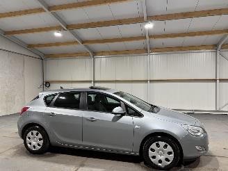 Opel Astra 1.4Turbo 103kW Automaat Edition Schuifkantel picture 2