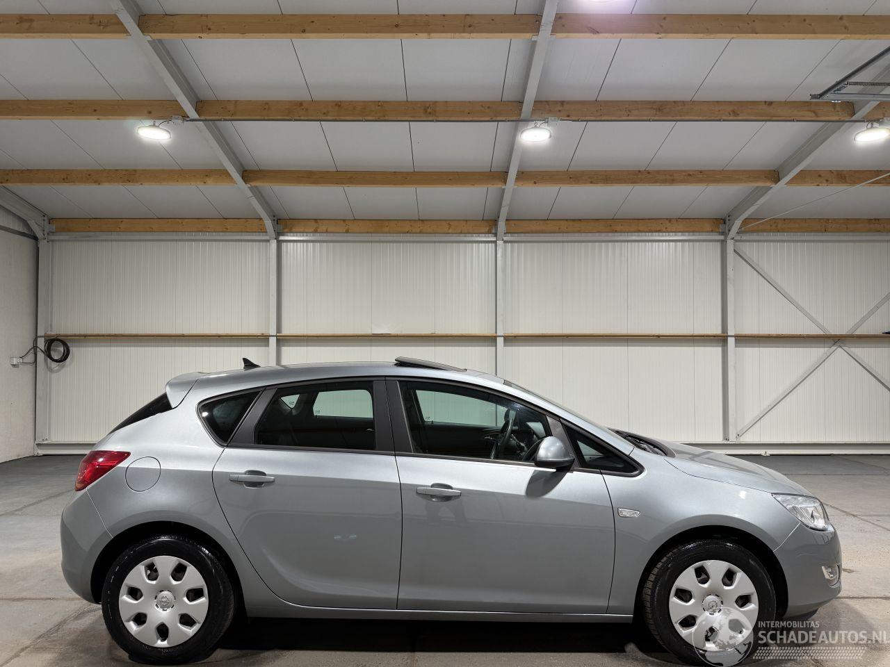 Opel Astra 1.4Turbo 103kW Automaat Edition Schuifkantel