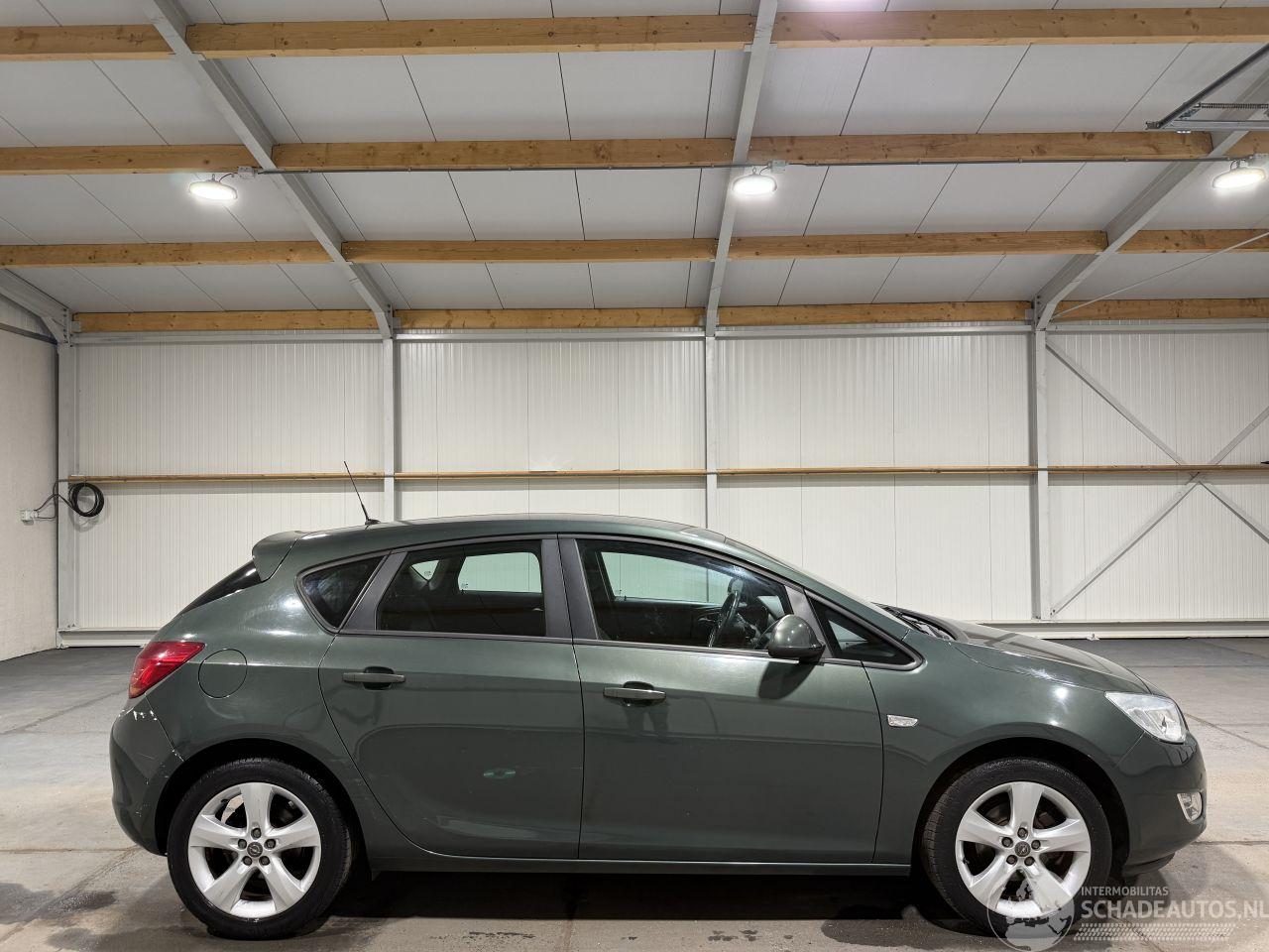 Opel Astra 1.4 74kW Edition