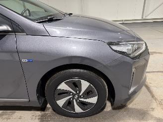 Hyundai Ioniq 1.6GDi 77kW Automaat Premium picture 16
