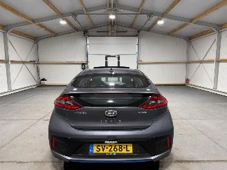 Hyundai Ioniq 1.6GDi 77kW Automaat Premium picture 7