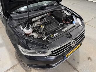 Volkswagen Passat 1.4TSI 110kW Automaat ACT Highline picture 25