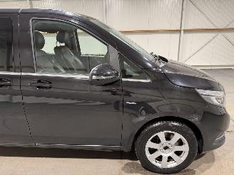 Mercedes V-klasse 250D 140kW 4-Matic Lang Avantgarde Edition Volleder Pano picture 14