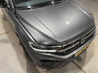 Volkswagen T-Roc 1.5TSI 110kW Automaat R-Line picture 19