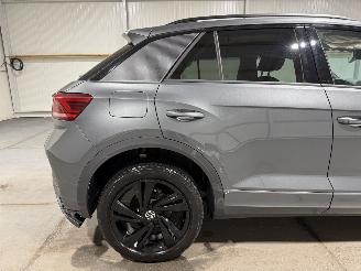 Volkswagen T-Roc 1.5TSI 110kW Automaat R-Line picture 35