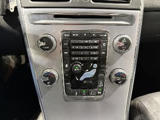 Volvo Xc-60 2.4D5 162kW Automaat Pano R-Design picture 18