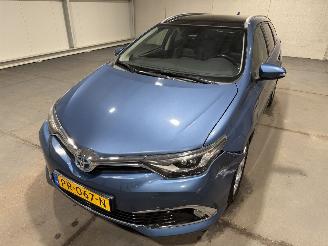 Toyota Auris Touring Sports 1.8Hybrid 73kW Executive Panoramadak picture 16