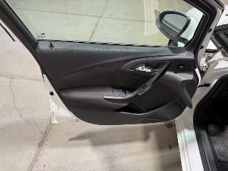 Opel Astra 1.4Turbo 103kW Business+ picture 14
