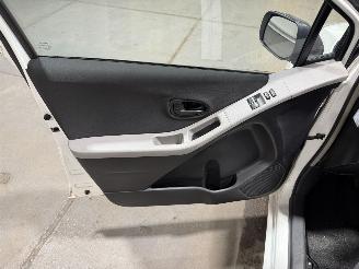 Toyota Yaris 1.0VVTi 51kW Acces  Airco picture 17