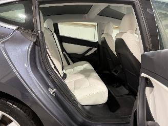 Tesla Model 3 60kWh Standard RWD Plus 175kW picture 29