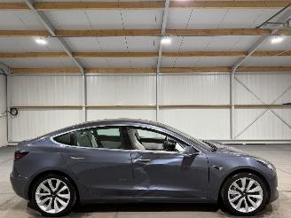 damaged passenger cars Tesla Model 3 60kWh Standard RWD Plus 175kW 2019/12