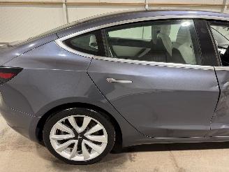 Tesla Model 3 60kWh Standard RWD Plus 175kW picture 23