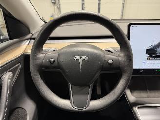 Tesla Model Y 75kWh Long Range AWD 258kW picture 53