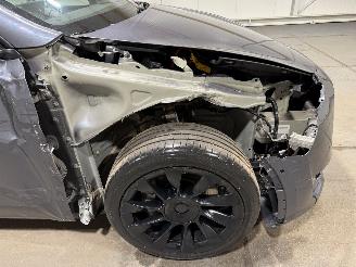 Tesla Model Y 75kWh Long Range AWD 258kW picture 25