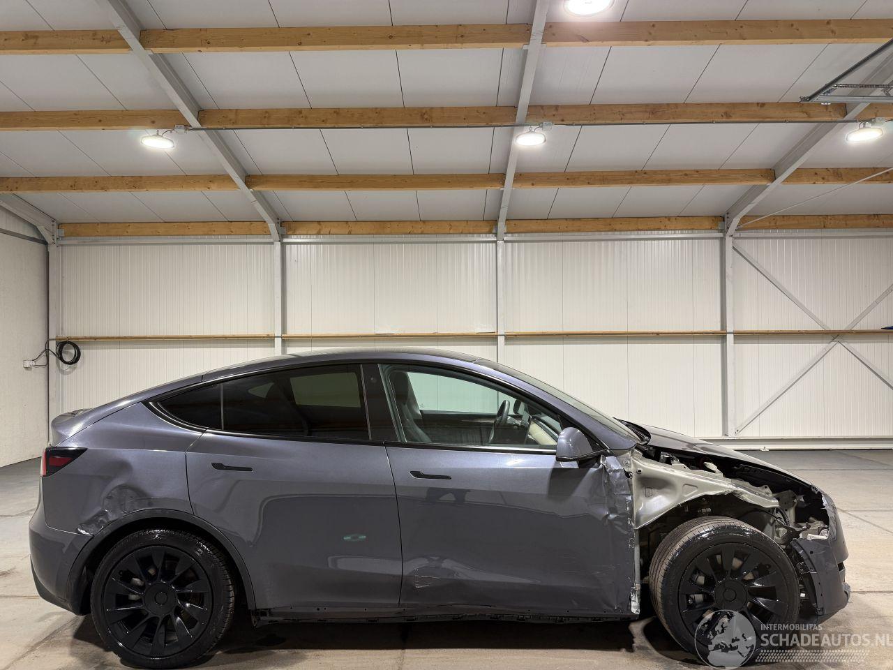 Tesla Model Y 75kWh Long Range AWD 258kW