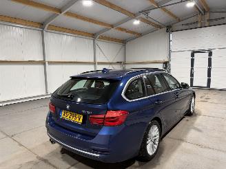 BMW 3-serie 320i 135kW Automaat Luxury Edition Panoramadak picture 6