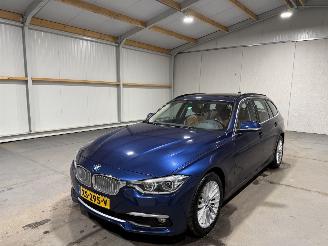 BMW 3-serie 320i 135kW Automaat Luxury Edition Panoramadak picture 10
