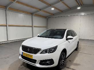 Peugeot 308 1.5BlueHDI 96kW Automaat Premium Panoramadak picture 10