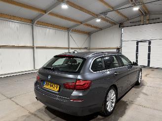 BMW 5-serie 520D 140kW Automaat Luxury Edition picture 6