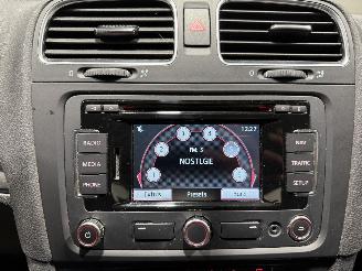 Volkswagen Golf 1.6TDI 77kW Bluemotion ECC Navi picture 22