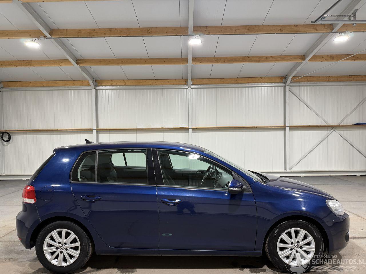 Volkswagen Golf 1.6TDI 77kW Bluemotion ECC Navi