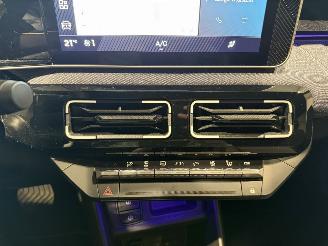 Renault 5 52kWh 110kW Comfort Range Techno picture 35
