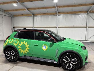 Renault 5 52kWh 110kW Comfort Range Techno picture 2
