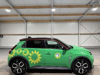 Schadeauto Renault 5 52kWh 110kW Comfort Range Techno 2025/6