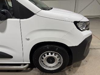 Peugeot Partner 50kWh L1 100kW Automaat picture 18